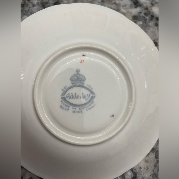 VERY RARE VINTAGE ADDERLEY BONE CHINA TEACUP AND SAUCER - Picture 10 of 12